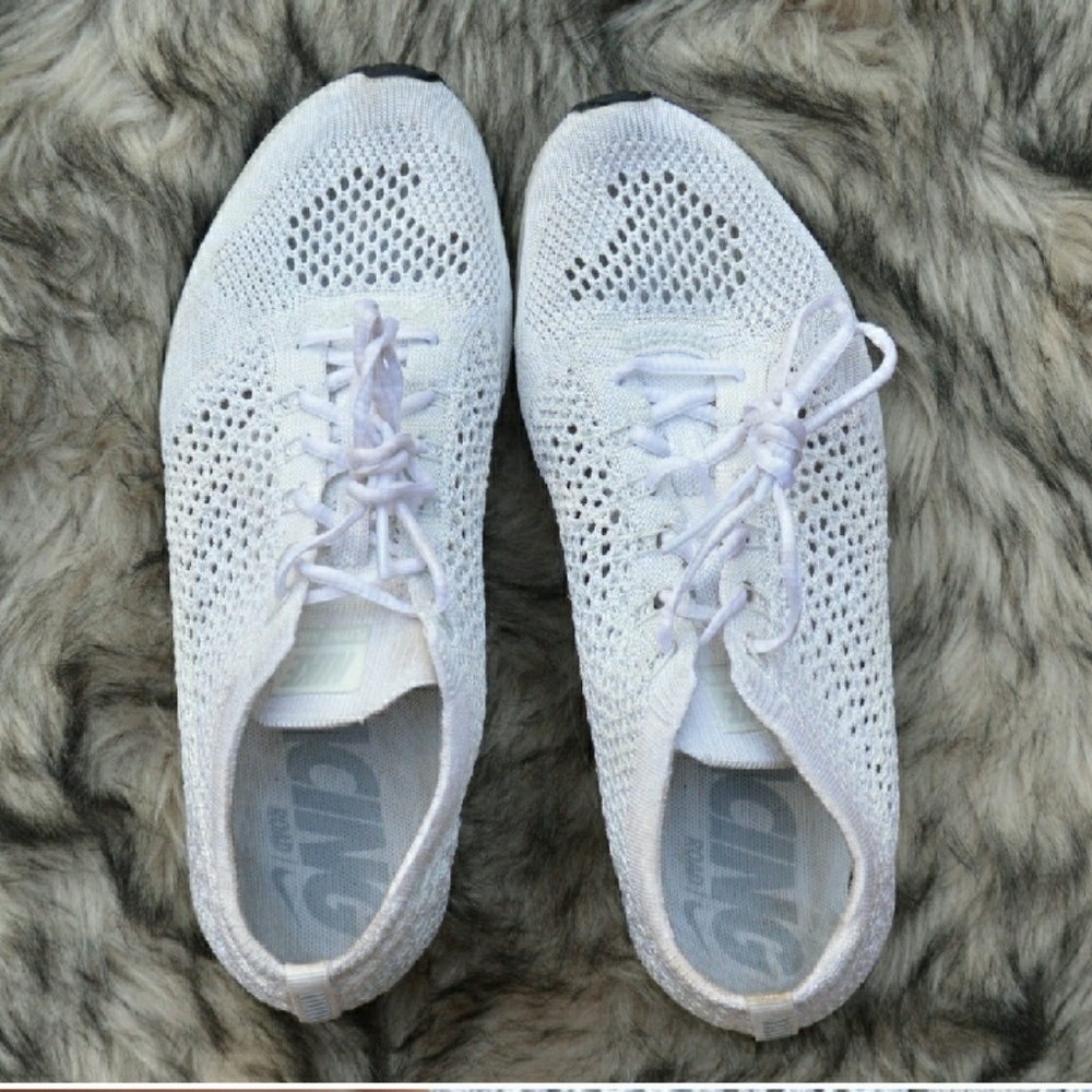 Nike Flyknit Racer White Goddess Edition Shoes - Picture 4 of 7